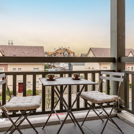 Apartment Les Arts-1 By Interhome Deauville Ngoại thất bức ảnh